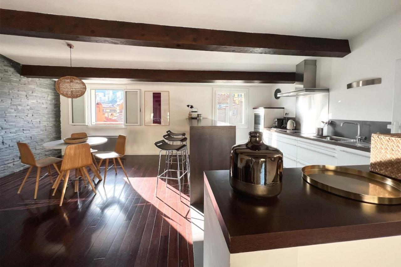 Ferienwohnung Grand Apt Au Coeur D'Ajaccio - Ac & 5Min Plage Exterior foto